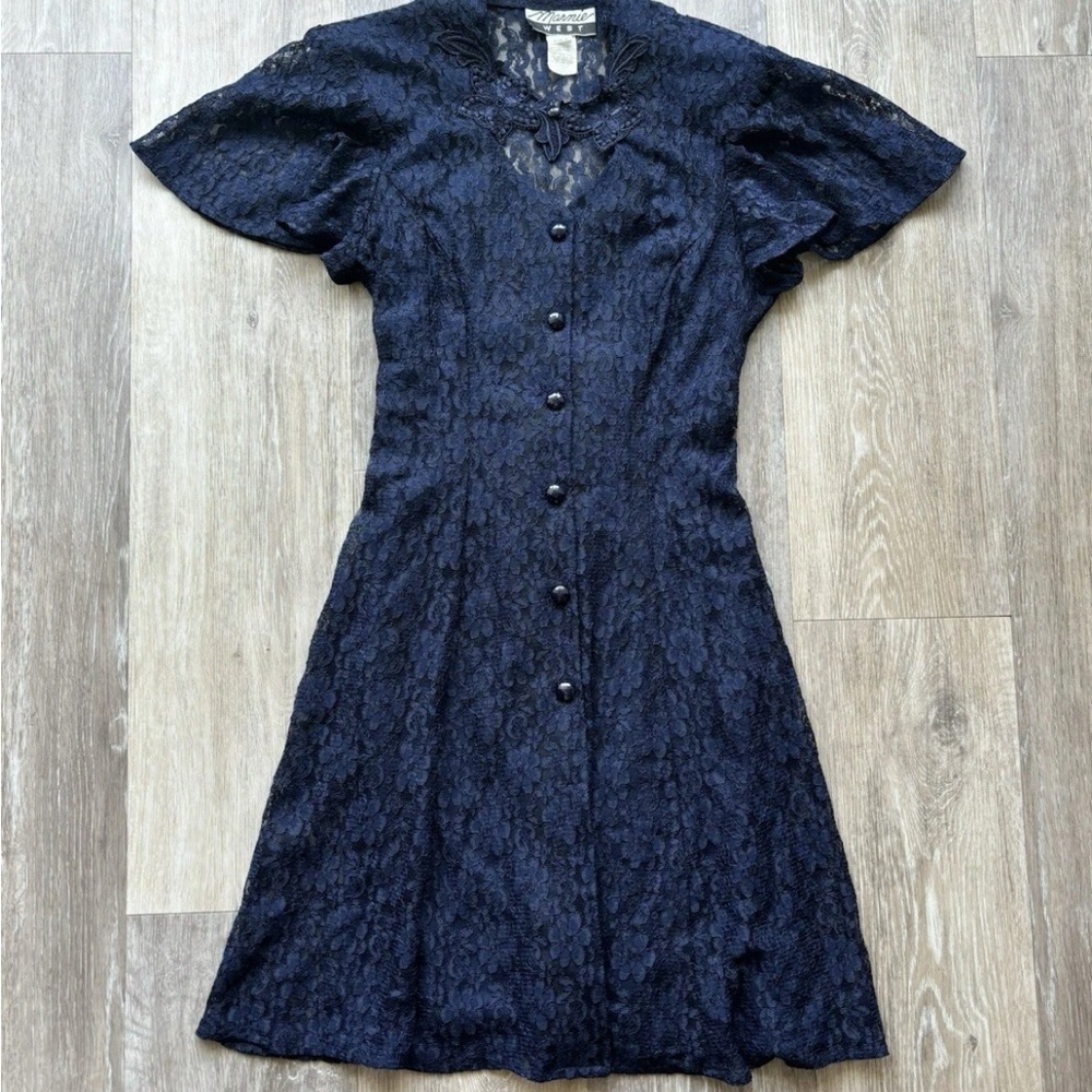 Chic Navy Button-Down Lace Midi Dress